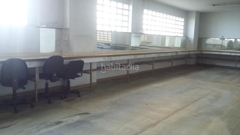 Foto 542c8734-2ed3-4b2c-86a9-45260284c67b. Locale commerciale in Los Castros - Castrillón Coruña (A)