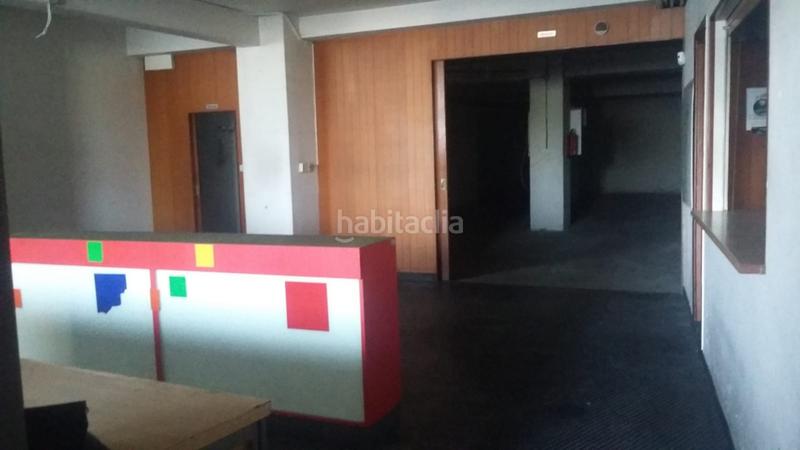 Foto c2e7d8f9-e736-4ab2-a712-578d94184da5. Locale commerciale in Los Castros - Castrillón Coruña (A)