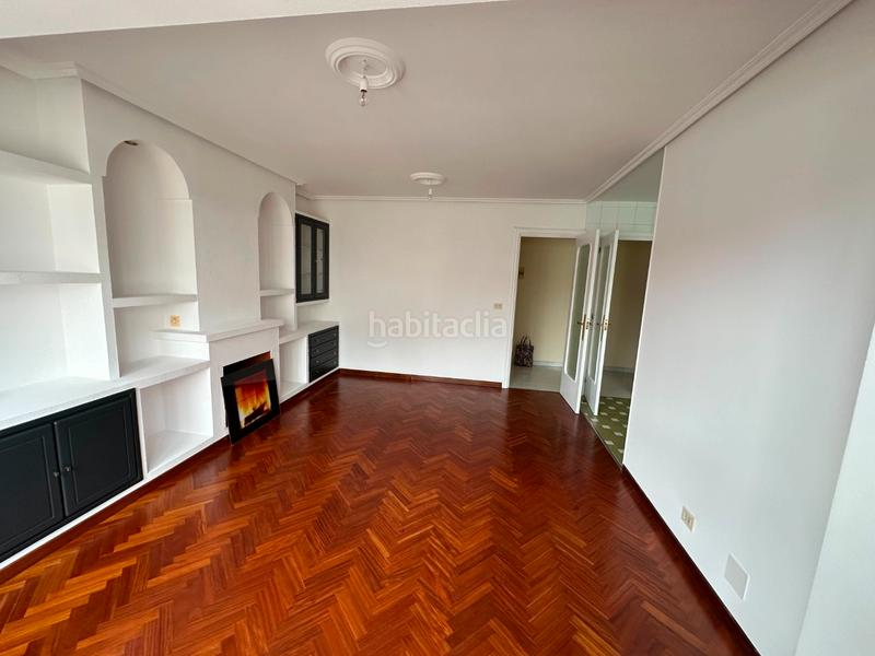 Foto ab62edae-2e9c-4c84-ba76-7b663c5757d8. Appartement dans Los Castros - Castrillón Coruña (A)
