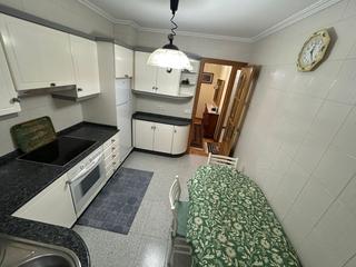 Lloguer Pis a Los Castros - Castrillón. Alquiler piso a estudiantes, en monelos te ofrecemos un piso en