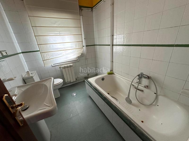 Foto 091f0ef7-0f27-469e-9f3a-1d42fa8f47d6. Casa a Bergondo