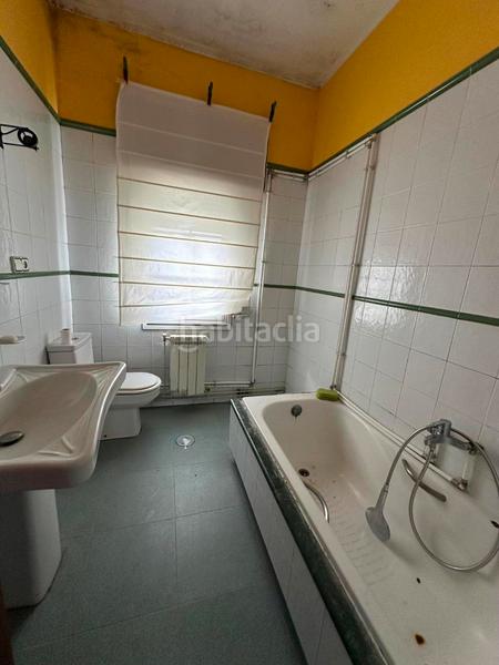 Foto 53888d7e-8a39-40d4-9930-e35d4c73d7b8. Casa a Bergondo