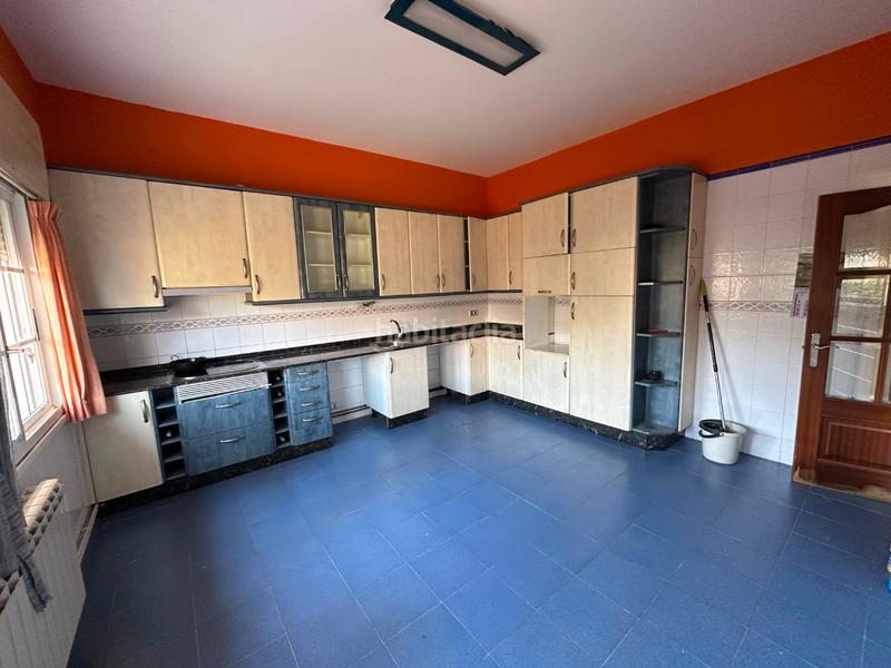 Foto 94ea223f-035a-42aa-b53a-f20f3b991434. Casa a Bergondo