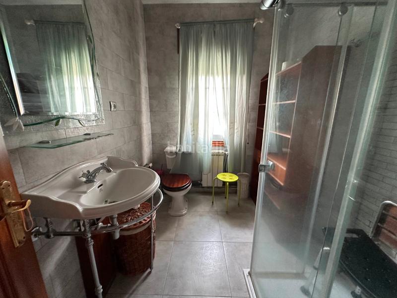 Foto c1dd27e3-2fe0-42ff-995c-91bdc2a4c48b. Casa a Bergondo