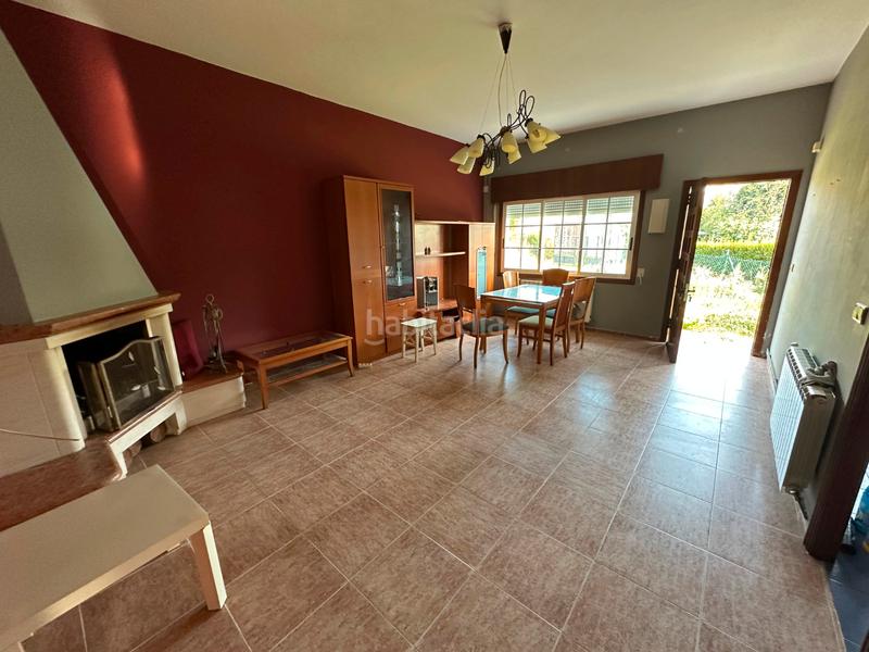 Foto f7e9e657-a354-422c-a931-5a7d43cd4580. Casa a Bergondo