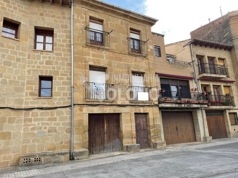 Foto d182e78a-7e60-480f-86d1-c8b383b5358e. Masia amb aparcament a Briones