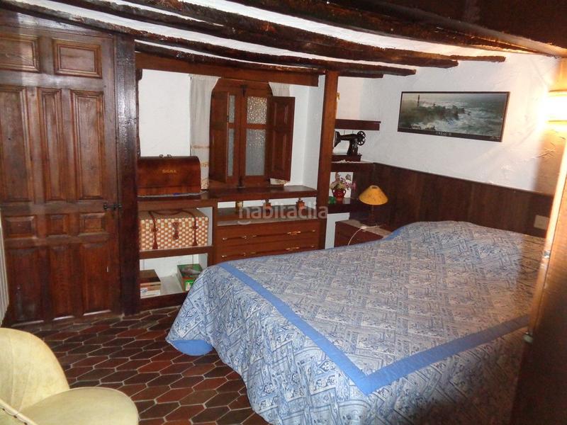 Foto f9e0d23e-eefc-42d1-9863-7d87196e4265. Masía en Briones