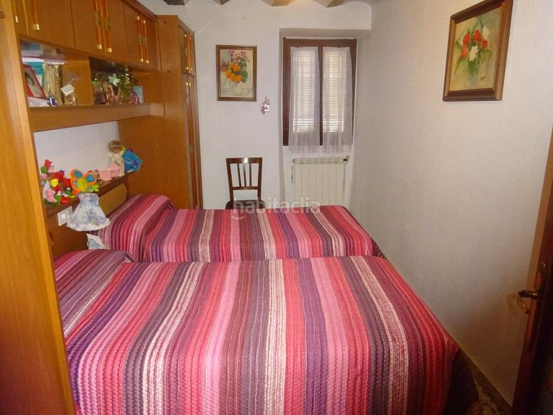 Foto c28c3a94-2e70-4dd5-827a-f899b0e0746d. Masía en Briones