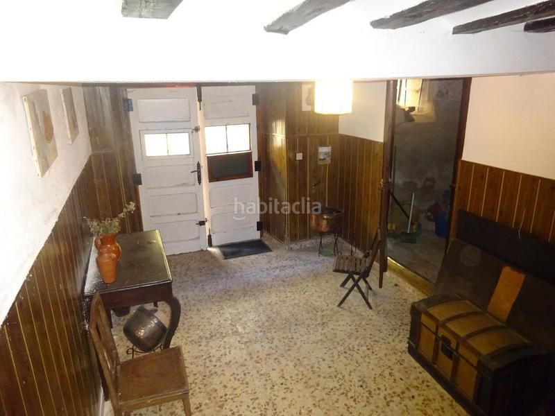 Foto f90901f9-1649-47b9-bfb0-9bf05301b378. Masía en Briones