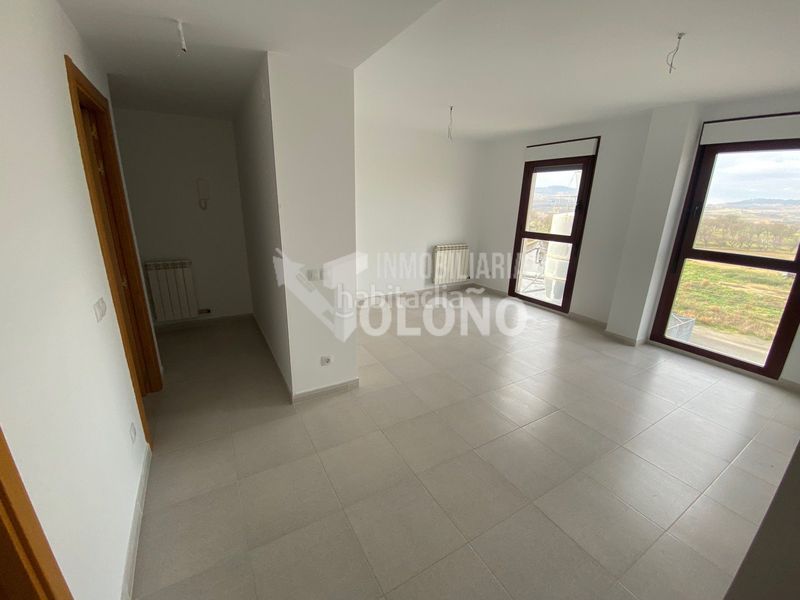 Foto d005bd53-ccd3-42e1-b23a-5e3bb0c9e194. Apartament amb calefacció aparcament a Briones