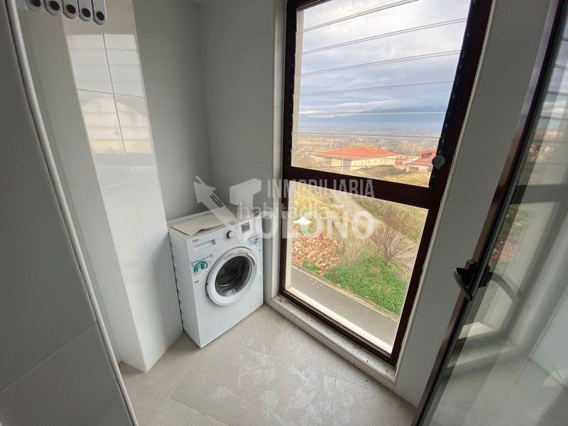 Foto 8c4fa157-9b84-4a25-bfe2-0354e15ccd01. Apartamento en Briones