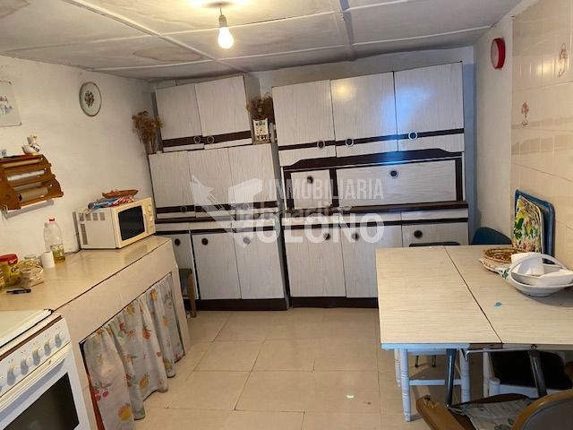 Foto 7fe68ff9-2cd9-45dc-97b4-98dd63d49572. Haus in Leza