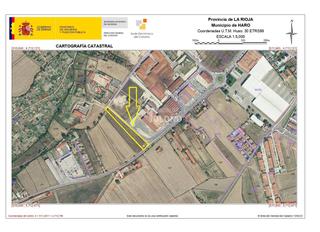 Gewerbliches Grundstück in Avenida santo domingo de la calzada 48