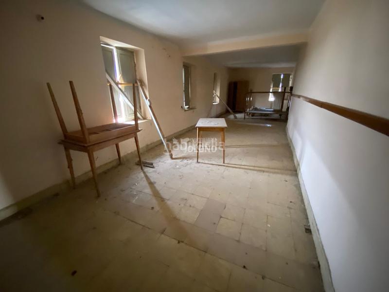 Foto 9f022632-f6c7-4480-821c-2569cc73b352. Edificio en San Asensio