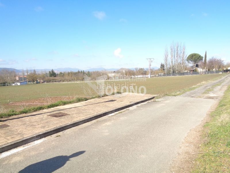 Foto 1f28b571-8215-44a3-892c-1fe0f50c93b5. Finca rústica a del cementerio bidea 11 a Zambrana