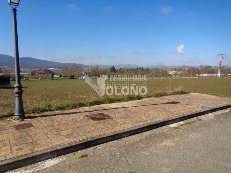 Foto 185b58e4-2944-4055-8d64-be7f4bf26bb5. Finca rústica en del cementerio bidea 11 en Zambrana