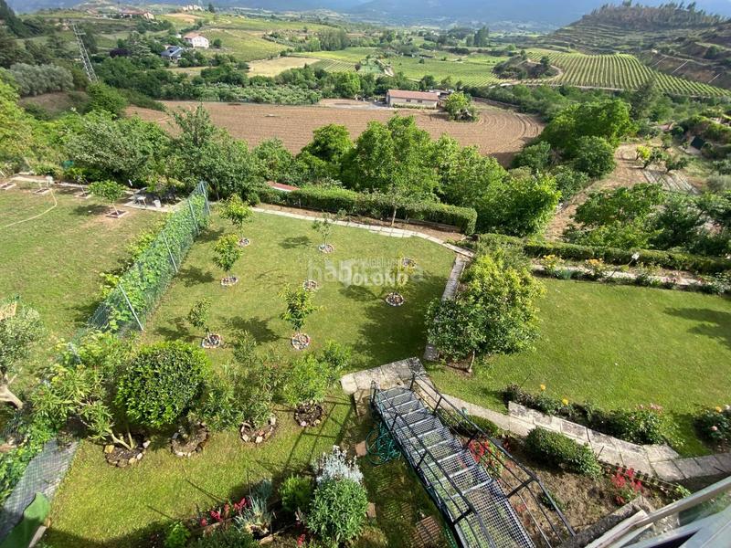 Foto 33b5f3dc-00d8-4554-9506-778f93d96d48. Chalet dans arco de toloño kalea 3 dans Labastida