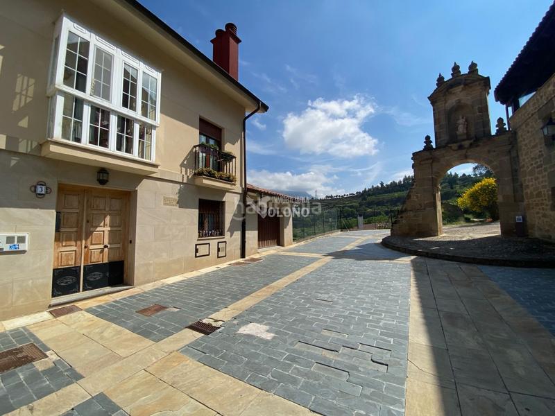 Foto 7bf47e60-1254-488b-9ec2-ab22f27a1332. Chalet dans arco de toloño kalea 3 dans Labastida