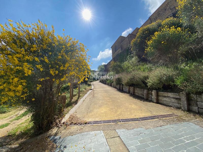 Foto b223d370-5049-4834-9d88-bfd5675a4030. Chalet dans arco de toloño kalea 3 dans Labastida