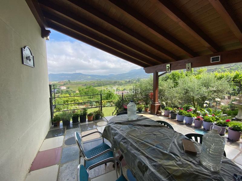 Foto bf19548f-6679-4d93-babe-661ecd2b66ad. Chalet dans arco de toloño kalea 3 dans Labastida