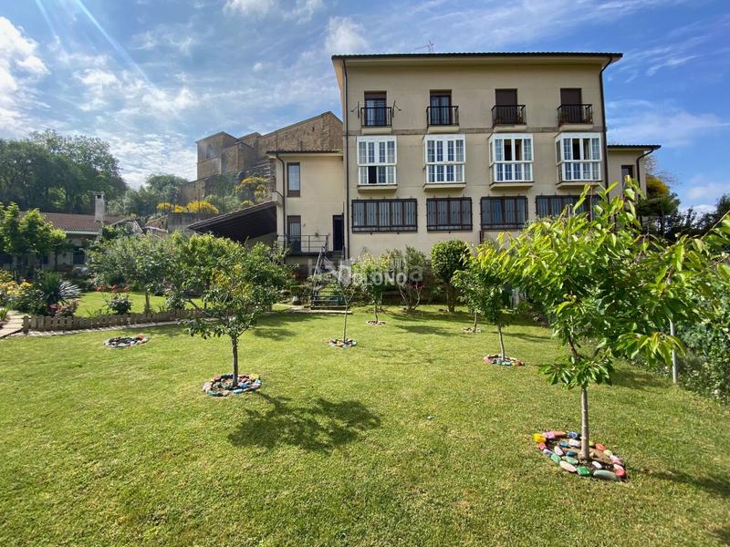 Foto d99473fb-a1f3-4a35-ae62-da044dec4fb2. Chalet dans arco de toloño kalea 3 dans Labastida