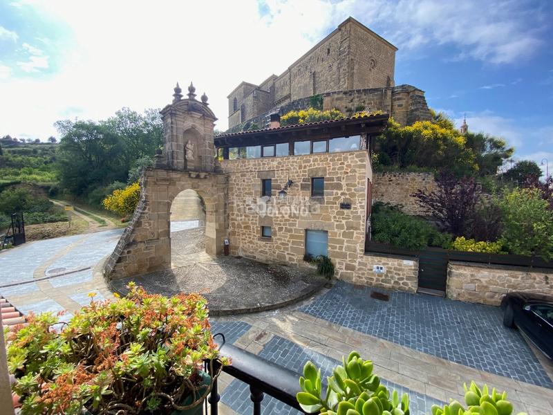 Foto ee0f7ea2-bb3a-4494-bf88-299277e18453. Chalet dans arco de toloño kalea 3 dans Labastida