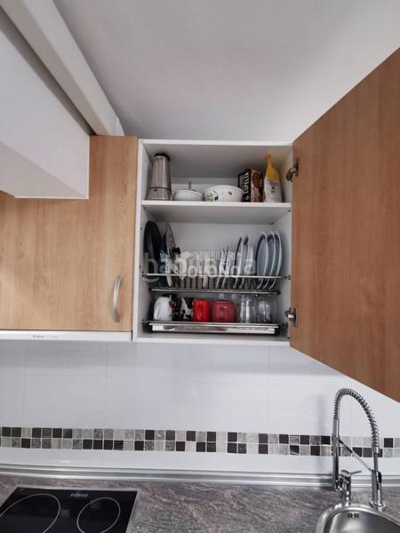 Foto f7c22943-5455-43ee-a8ac-2955cea88c25. Aparcament cotxe a Labastida