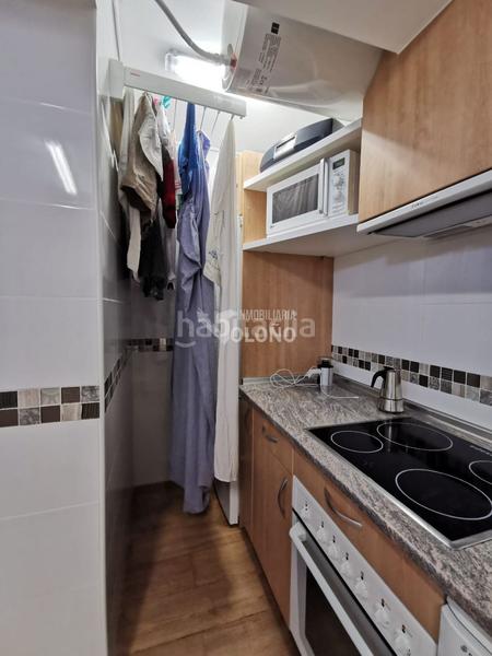 Foto 515db40d-3ff3-41ff-a1fd-cafea6318339. Parking coche en Labastida