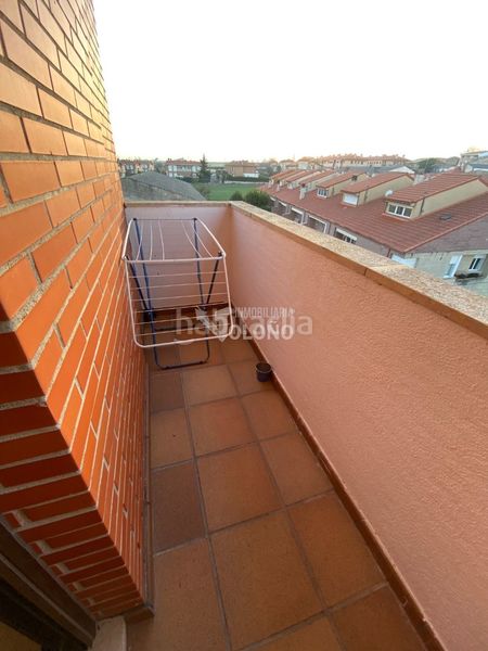 Foto 478516da-9e52-44a8-8bb7-92fbdf7d8c52. Duplex in plaza mayor 2 in Zarratón