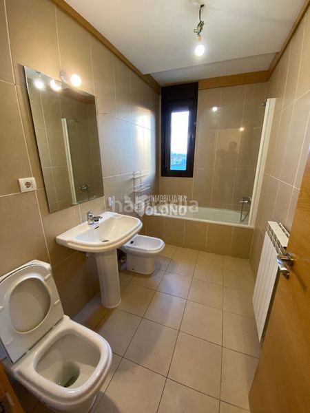 Foto b4d3b328-9c6c-4a59-88fd-a7fbfbed116a. Duplex in plaza mayor 2 in Zarratón