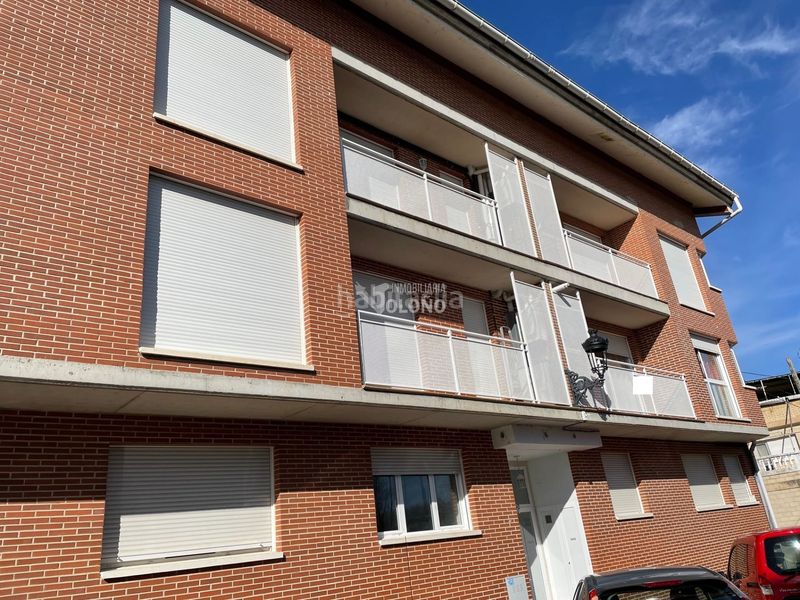 Foto fa826ba2-0c7f-4c93-8268-f5d7bc1ea764. Apartament amb calefacció a Anguciana