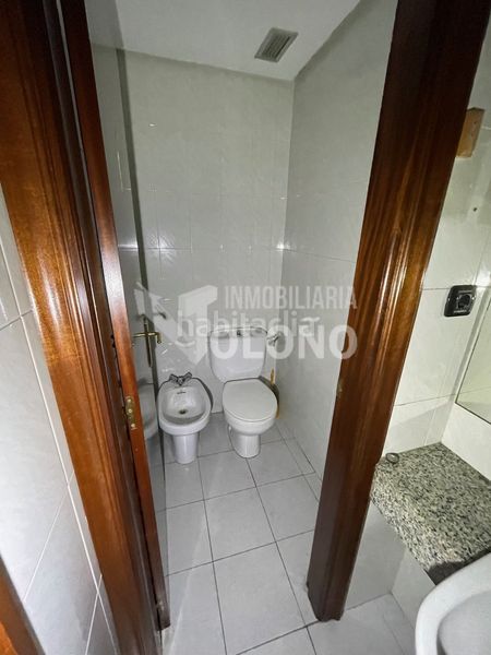 Foto 1df017ed-8b45-48c0-a945-9d06e14b8fbf. Local comercial a calle de la vega 45 a Haro