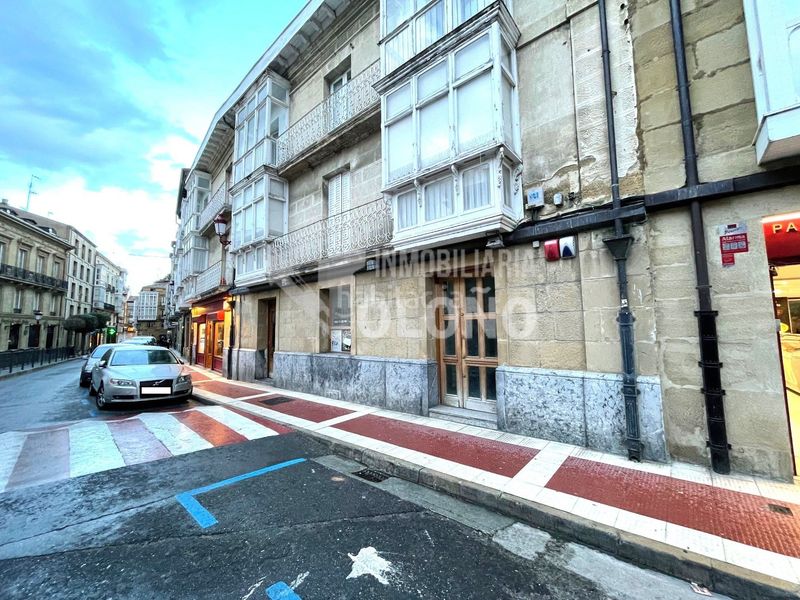 Foto 200209fc-22fe-4770-acf4-d387b7fdab4b. Local comercial a calle de la vega 45 a Haro