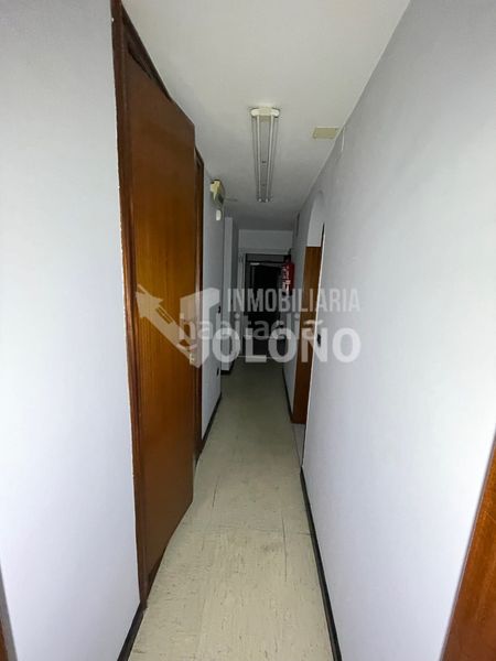Foto 36d1e3f7-2af9-4115-bb6a-86f061b6c917. Local comercial a calle de la vega 45 a Haro