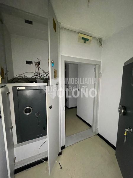Foto e893b7ba-5ea4-4f4c-97b0-190fa4681321. Local comercial a calle de la vega 45 a Haro
