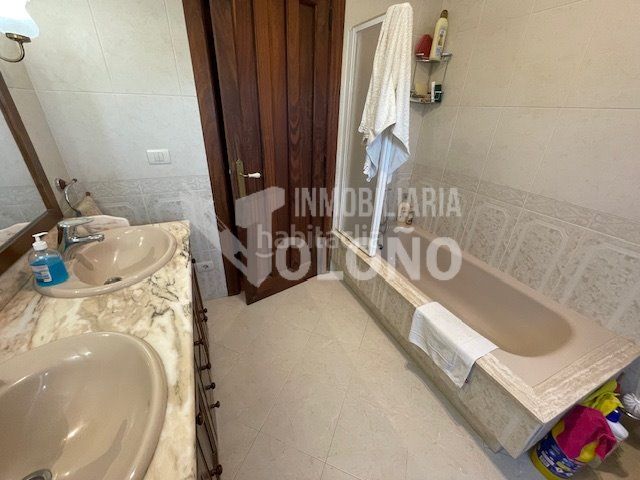 Foto 1d9c3627-efdf-4a5d-9c9f-2087a922915c. Chalet en carretera uruñuela 25 chalet individual en Nájera