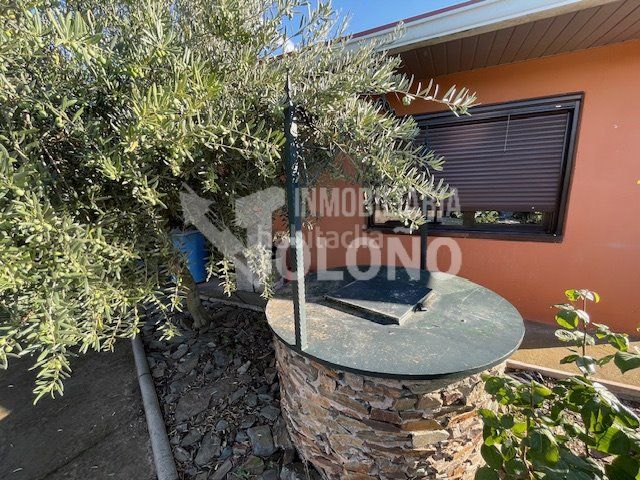 Foto 6aaf0e49-6958-4f2c-af48-9db007ba5163. Chalet en carretera uruñuela 25 chalet individual en Nájera