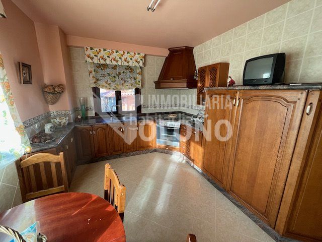 Foto 6c71c102-bd1d-4136-ad71-008acdf6f2d2. Chalet en carretera uruñuela 25 chalet individual en Nájera