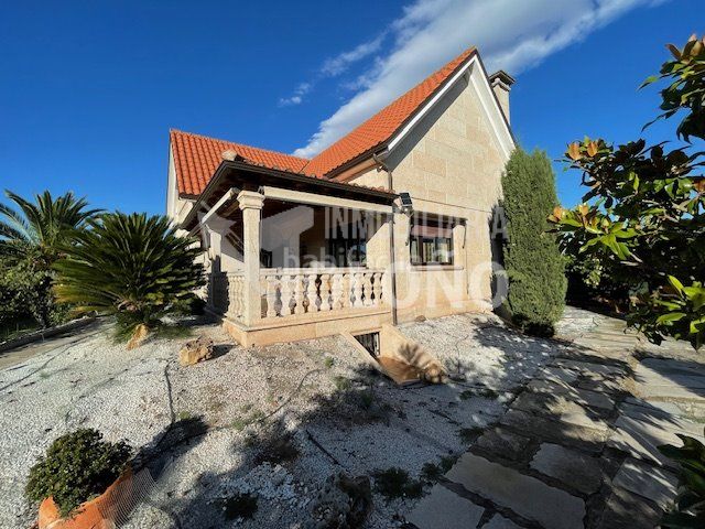 Foto 9197cf5f-bfa9-4a89-b894-5fcf31622f77. Chalet en carretera uruñuela 25 chalet individual en Nájera