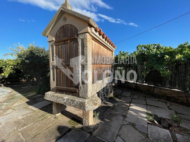 Foto a948f4e5-b6af-421e-9455-fea2bdaba380. Chalet en carretera uruñuela 25 chalet individual en Nájera