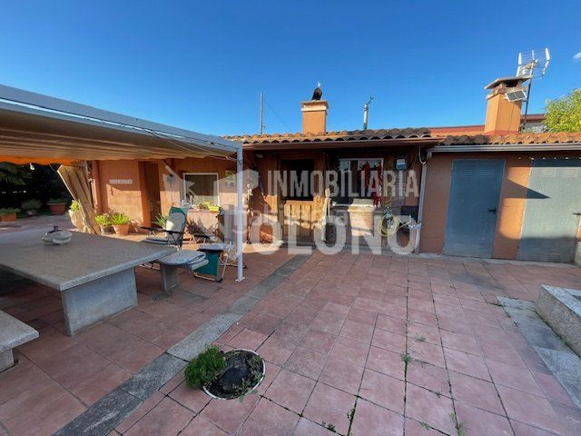 Foto f10cfb64-4baa-479c-b324-ceecbbcc69e7. Chalet en carretera uruñuela 25 chalet individual en Nájera