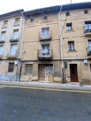 Casa  Calle conde de haro. Atención inversores, gran oportunidad de negocio.
