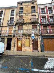 Local commercial  Calle lucrecia arana