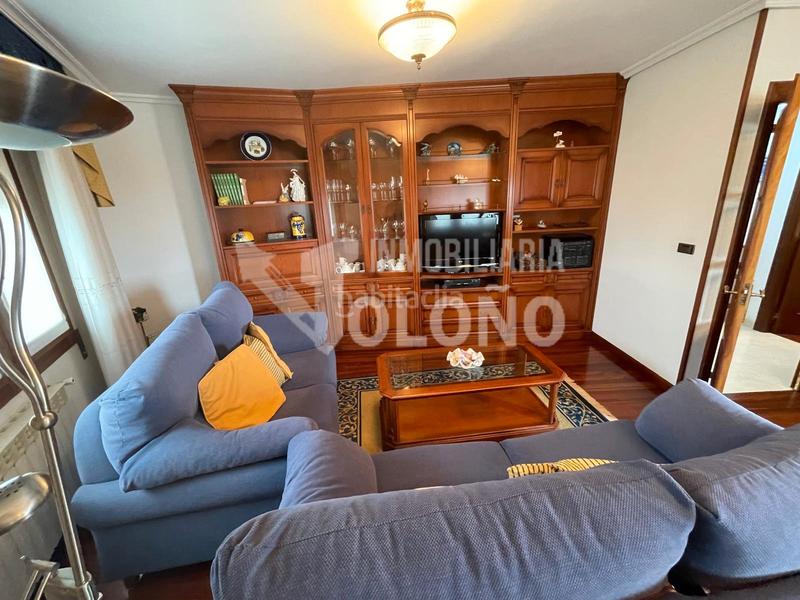 Foto 29880a94-d6c5-4462-858a-90964e116ae6. Piso  con lonja y amplia terraza en Villabuena de Álava / Eskuernaga