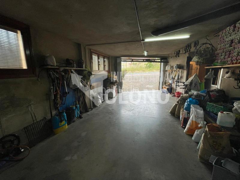 Foto a3a4fa11-972e-412f-8aee-faa2c333b19c. Piso  con lonja y amplia terraza en Villabuena de Álava / Eskuernaga