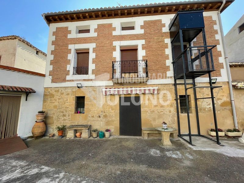 Foto 30ddaada-430e-40ec-821b-0a1817916ede. Casa  de piedra con terreno en Cihuri