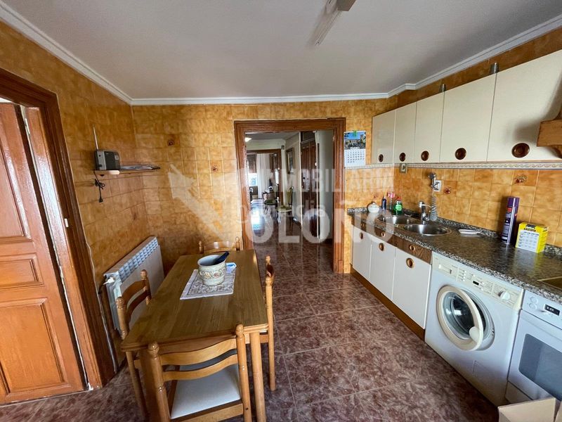 Foto 441e1398-46c3-4bdb-9435-40c6f3a14de4. Casa  de piedra con terreno en Cihuri