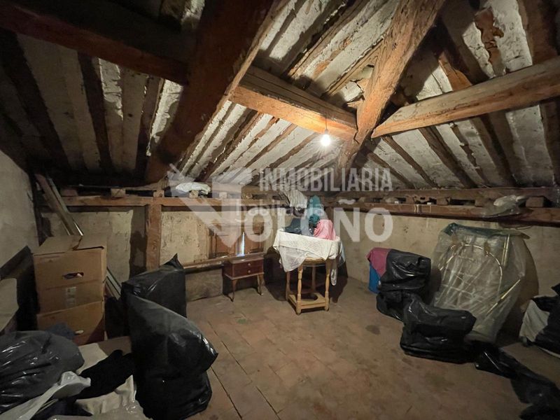 Foto 997e66fe-3727-4e11-ae30-70872bd4d9a1. Casa  de piedra con terreno en Cihuri