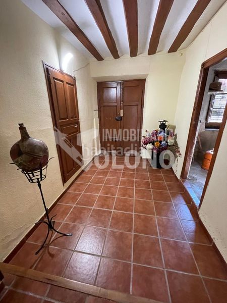 Foto e2bfc8e9-2181-49d7-886e-49fe16a62660. Casa  de piedra con terreno en Cihuri