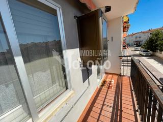 Pis a Calle las oes 21. Piso con terraza